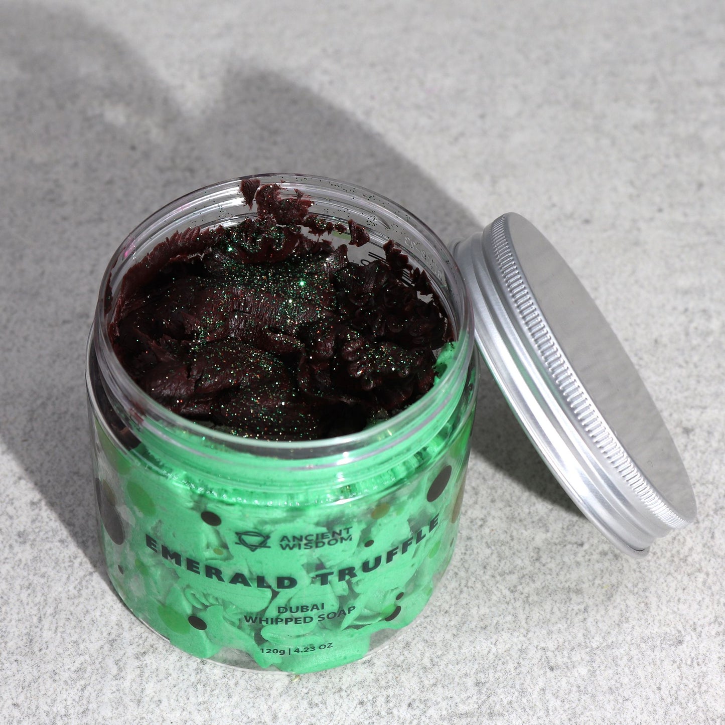 Šlehané krémové mýdlo Dubai – Emerald Truffle 120 g