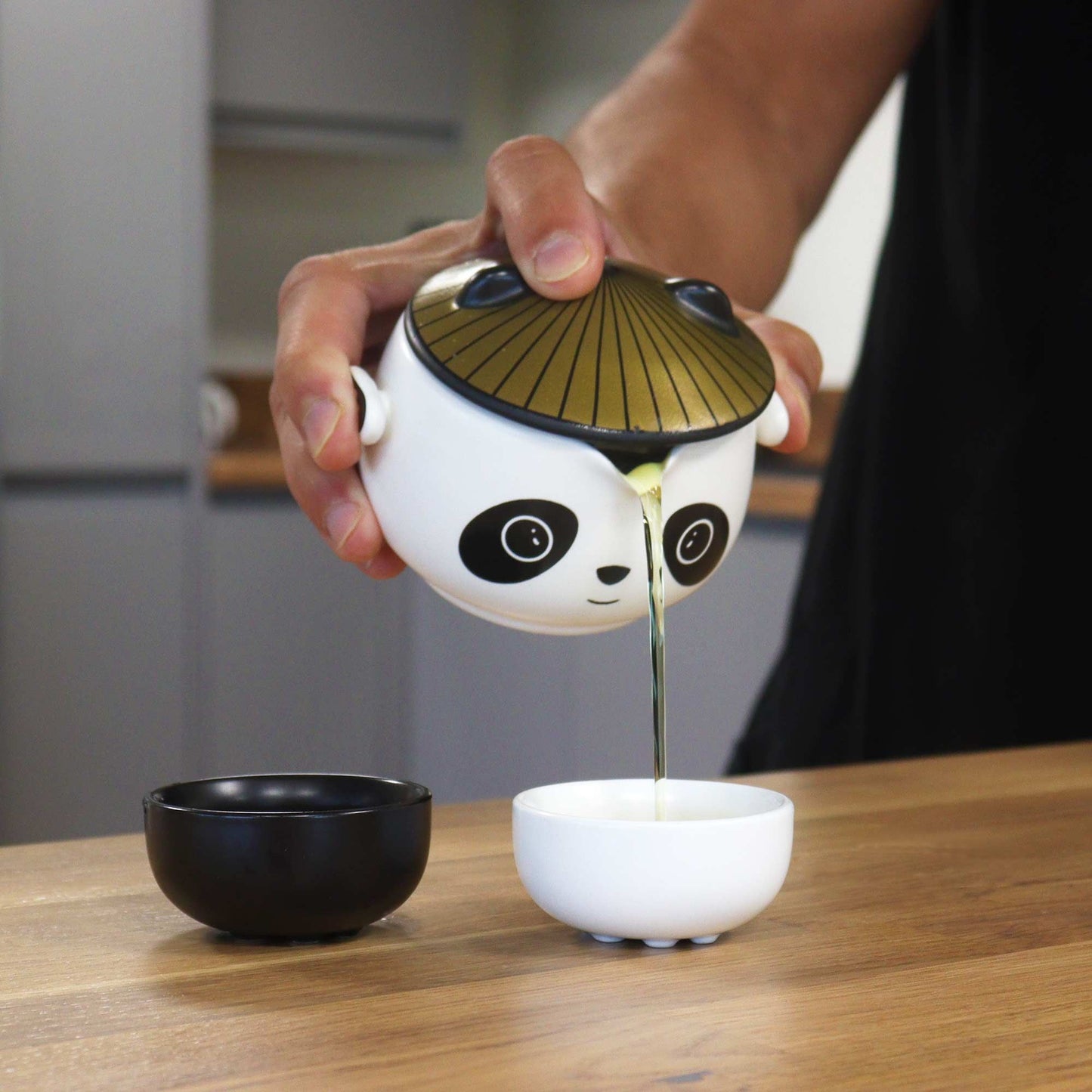 Set čajové konvice Kung Fu Panda – dva šálky – cestovní balení