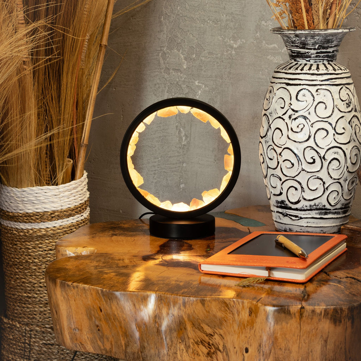 Dekorativní lampa Halo s růženínem – Zen Body
