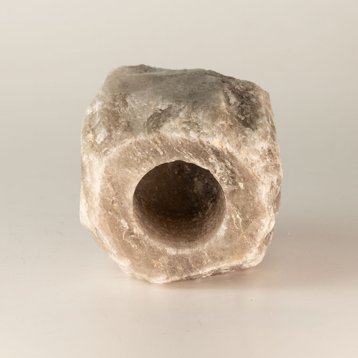 Šedý solný svícen, 600–800 g