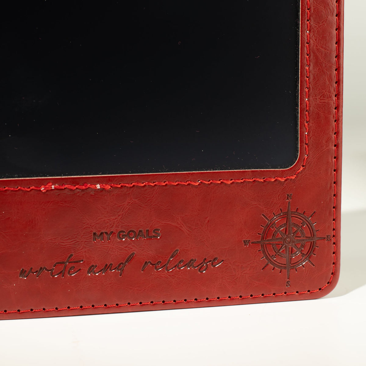 Zápisník pro vaše myšlenky A5 s LCD panelem – červená