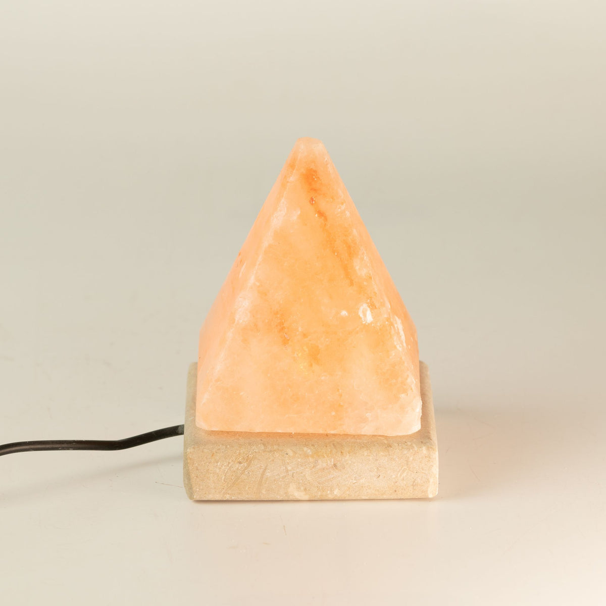 USB solná lampa Pyramida, 9 cm – bílé světlo