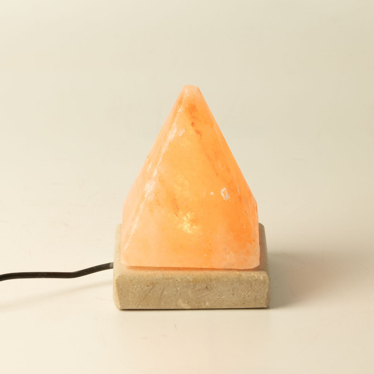 USB solná lampa Pyramida, 9 cm – bílé světlo