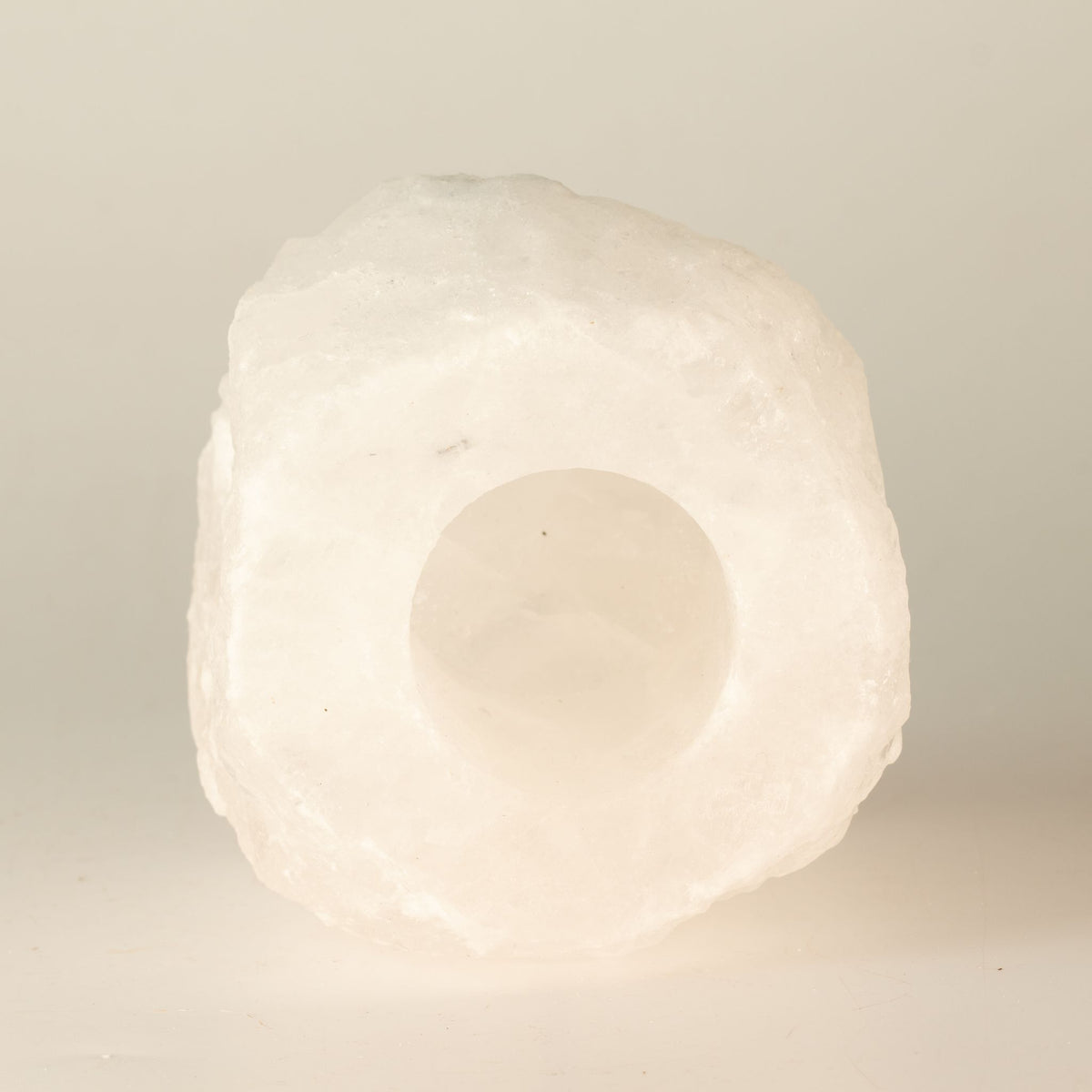 Bílý solný svícen, 600–800 g