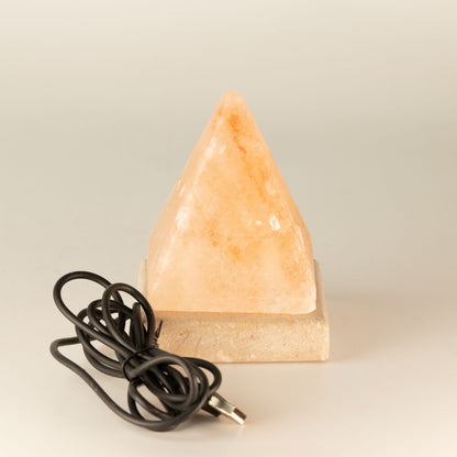 USB solná lampa Pyramida, 9 cm – bílé světlo